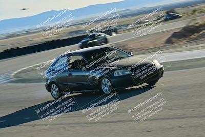 media/Dec-13-2025-Extreme Speed (Sat) [[d129ecb0b9]]/Beginner/Session 3 (Turn 5)/